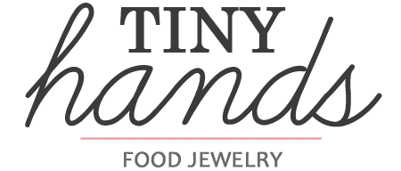 Tiny Hands logo