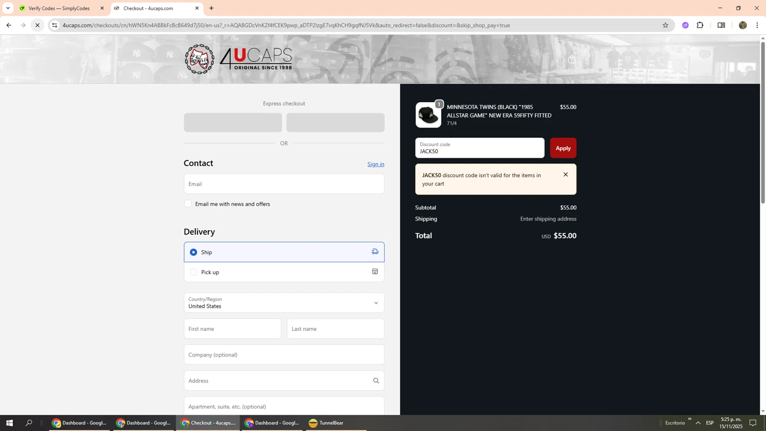 4U Caps promo code screenshot showing code JACK50 applied at 4U Caps checkout page. Uploaded by SimplyCodes community member Phoenix585 on Nov 15, 2025