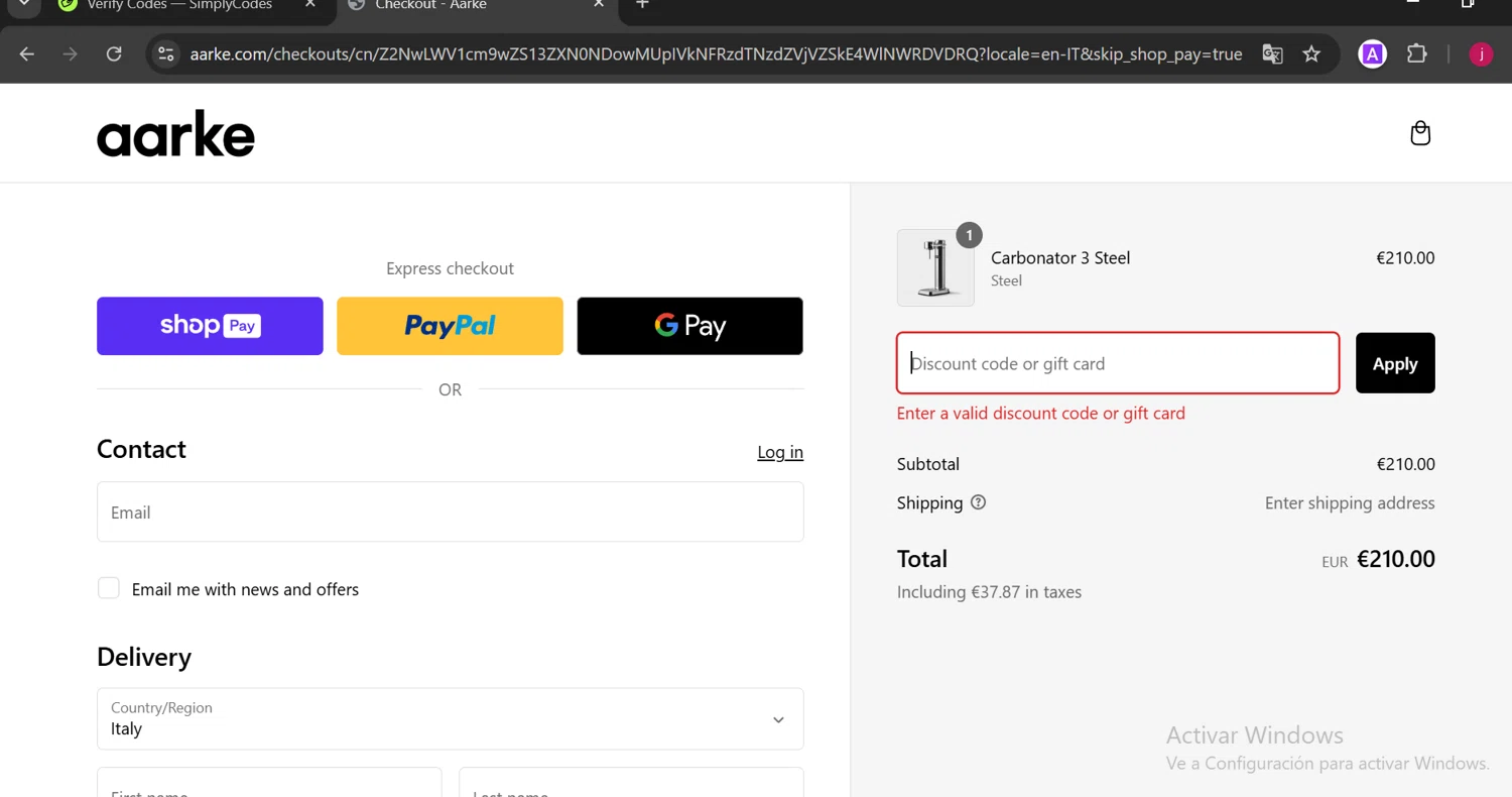 Aarke discount code screenshot showing code WELCOME10 applied at Aarke checkout page. Uploaded by SimplyCodes community member DiaCritics on Jan 18, 2025