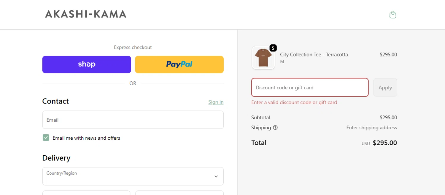 AKASHI-KAMA promo code screenshot showing code TEES-FREESHIP applied at AKASHI-KAMA checkout page. Uploaded by SimplyCodes community member obito1234 on Oct 2, 2025