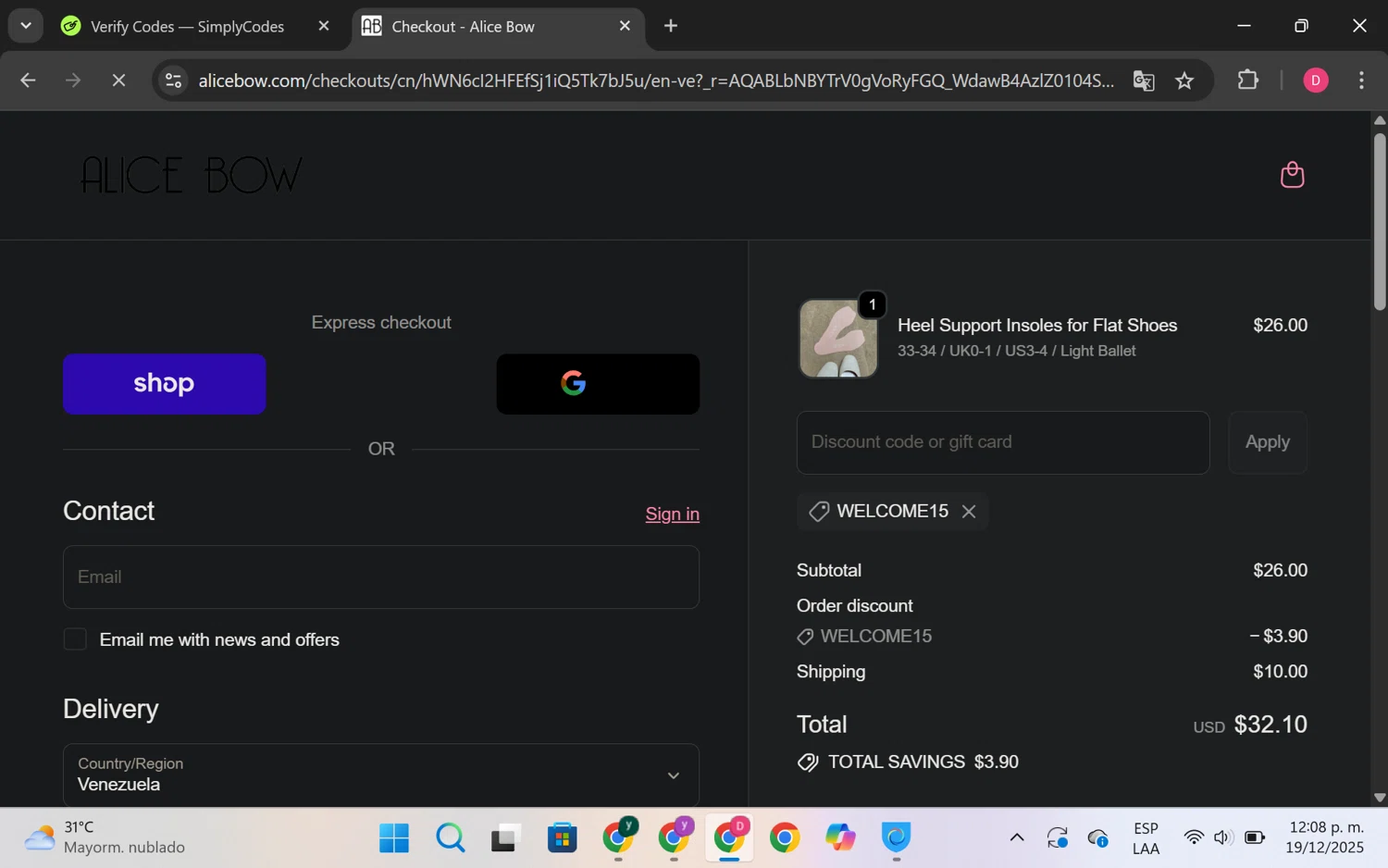 Alice Bow promo code screenshot showing code WELCOME15 applied at Alice Bow checkout page. Uploaded by SimplyCodes community member LuckyHero4650 on Dec 19, 2025