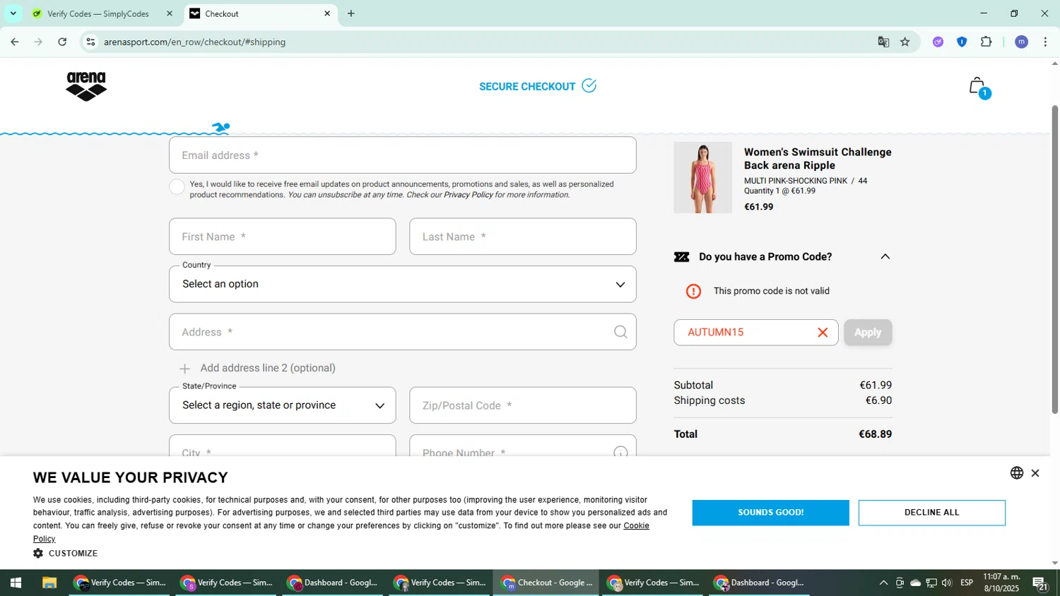 Arenasport promo code screenshot showing code AUTUMN15 applied at Arenasport checkout page. Uploaded by SimplyCodes community member QuestDefender2661 on Oct 8, 2025