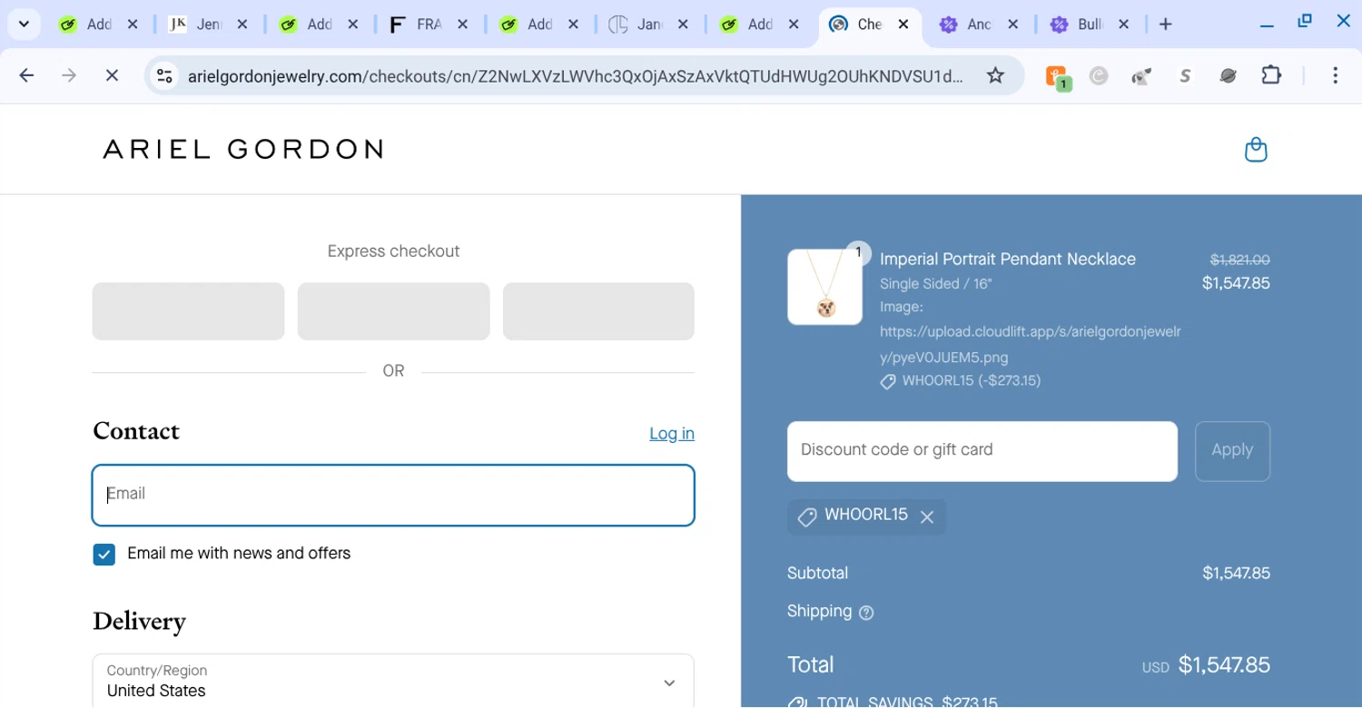 Ariel Gordon Jewelry promo code screenshot showing code whoorl15 applied at Ariel Gordon Jewelry checkout page. Uploaded by SimplyCodes community member KarinaHZ on Jul 13, 2025