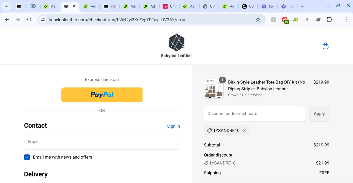 Babylon Leather coupon code screenshot showing code LYSANDRE10 applied at Babylon Leather checkout page. Uploaded by SimplyCodes community member KarinaHZ on Sep 14, 2025