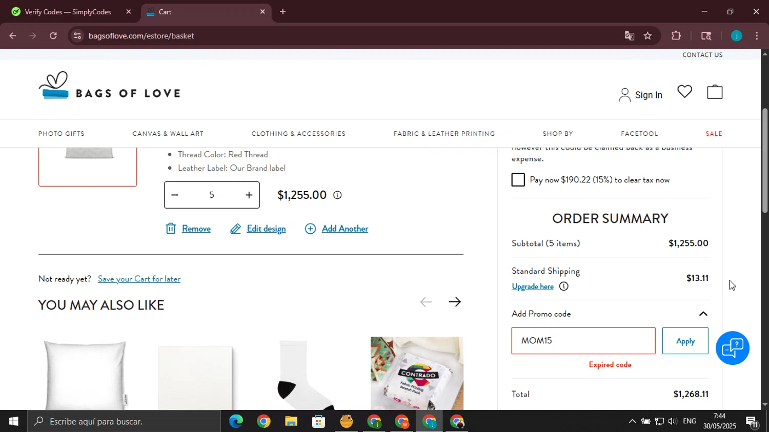 Bags of Love promo code screenshot showing code MOM15 applied at Bags of Love checkout page. Uploaded by SimplyCodes community member juanjo2 on May 30, 2025