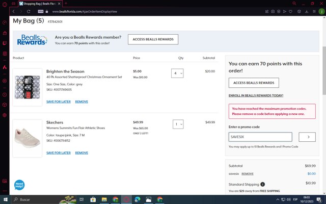 Bealls Florida checkout page showing Bealls Florida promo code box | Screenshot taken by SimplyCodes community member on Dec 10, 2023