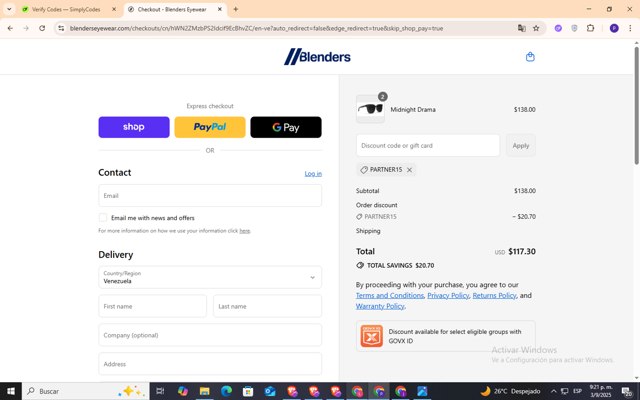 Blenders Eyewear checkout page showing Blenders Eyewear discount code box | Screenshot taken by SimplyCodes community member on Sep 4, 2025