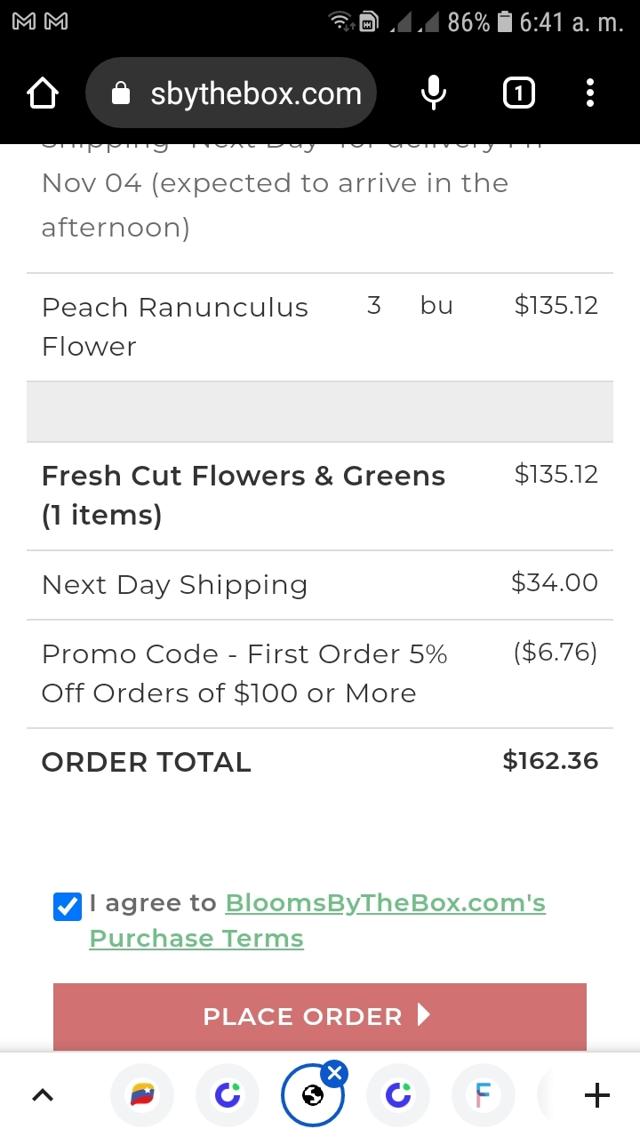 BloomsByTheBox checkout page showing BloomsByTheBox promo code box | Screenshot taken by SimplyCodes community member on Oct 28, 2022