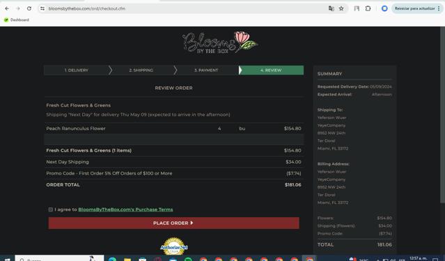 BloomsByTheBox checkout page showing BloomsByTheBox promo code box | Screenshot taken by SimplyCodes community member on Apr 26, 2024