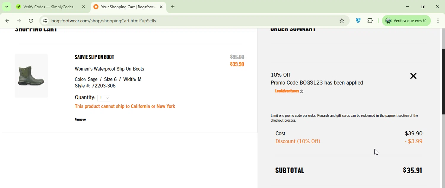 Bogs Footwear promo code screenshot showing code BOGS123 applied at Bogs Footwear checkout page. Uploaded by SimplyCodes community member CobrandoVenganza on Jun 12, 2025
