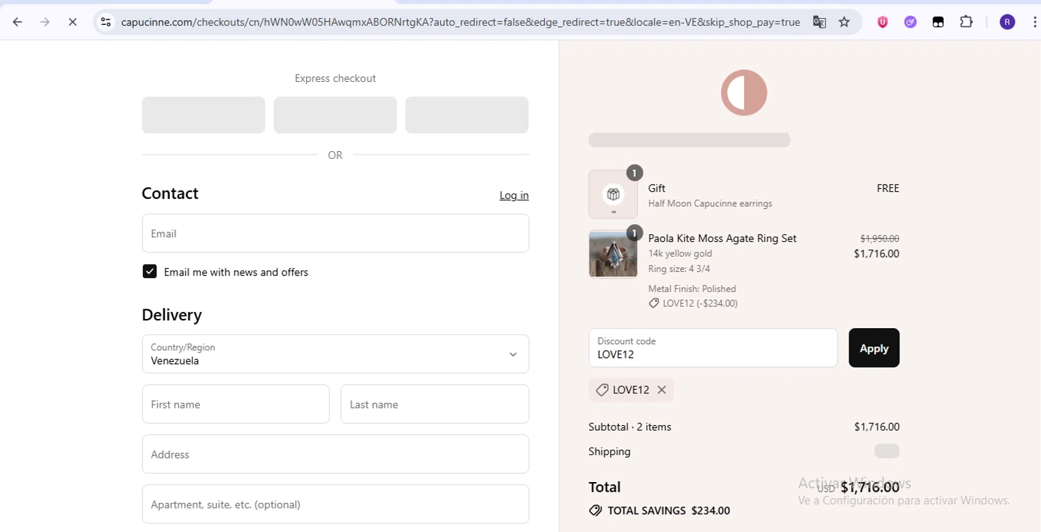 Capucinne discount code screenshot showing code LOVE12 applied at Capucinne checkout page. Uploaded by SimplyCodes community member zurdinha on Jul 23, 2025