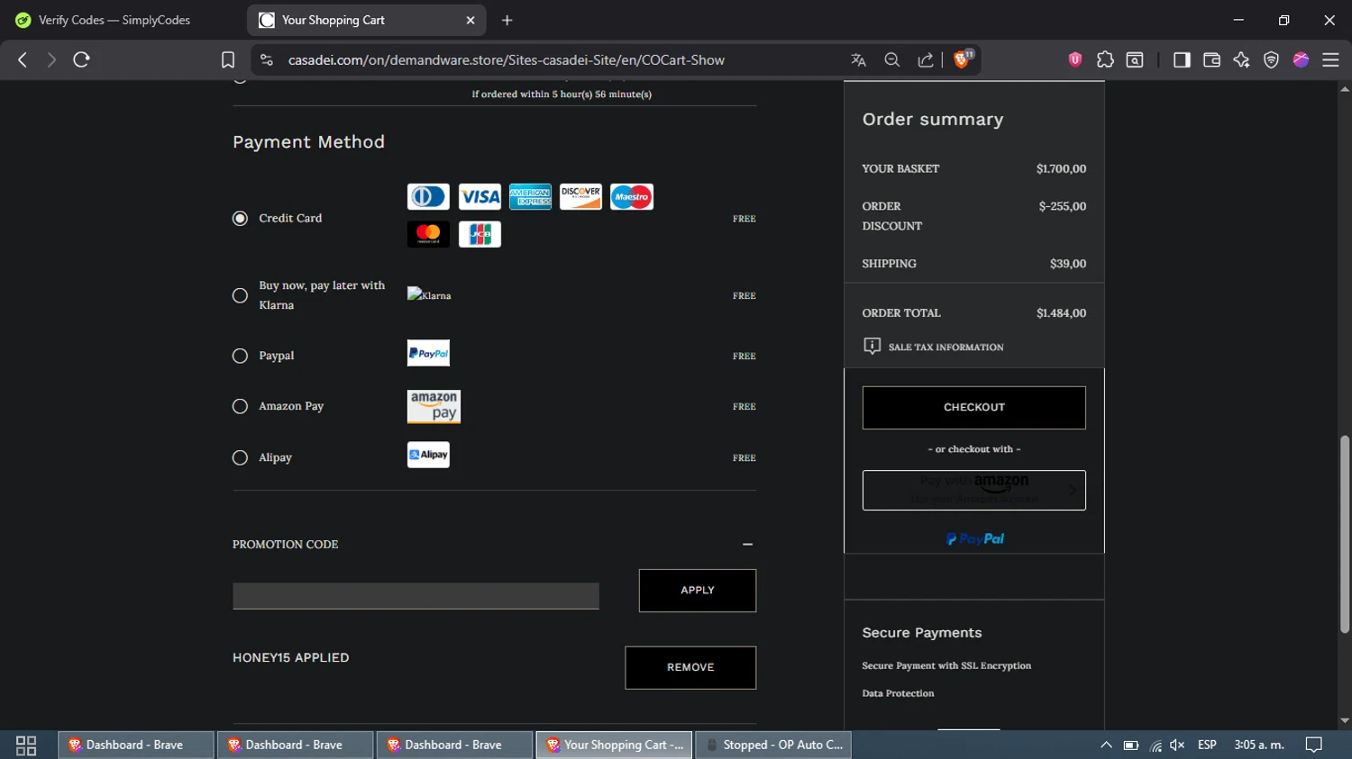 Casadei promo code screenshot showing code HONEY15 applied at Casadei checkout page. Uploaded by SimplyCodes community member Waynesmith on Nov 12, 2025