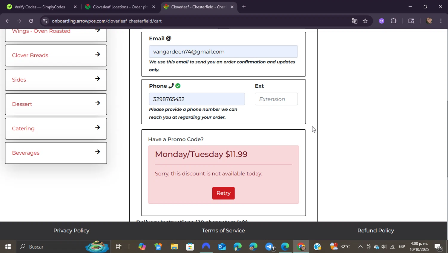 Cloverleaf Pizza checkout page showing Cloverleaf Pizza coupon code box | Screenshot taken by SimplyCodes community member on Oct 10, 2025