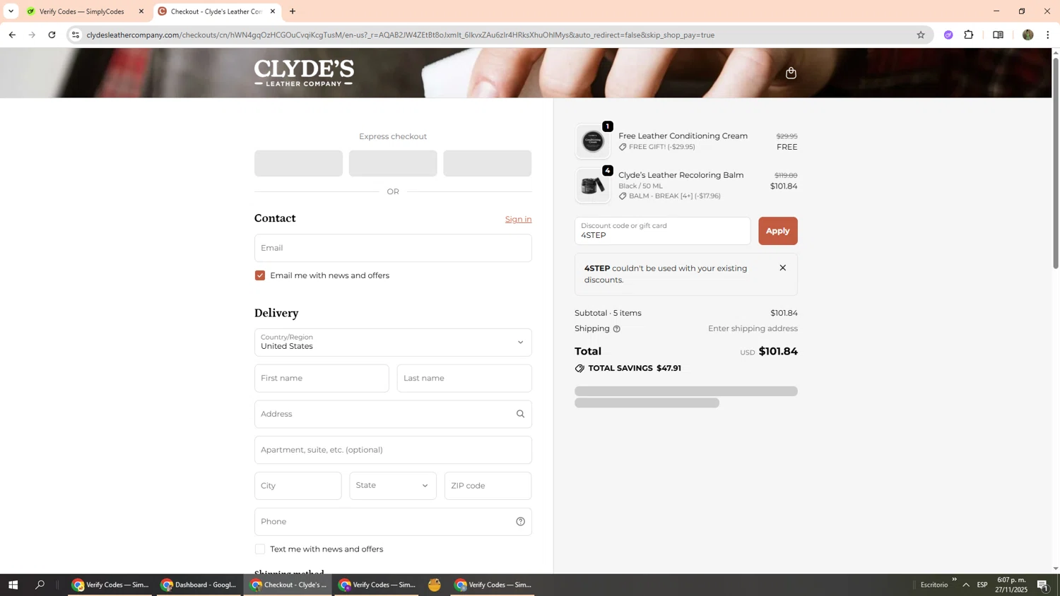 Clyde's Leather Company promo code screenshot showing code 4STEP applied at Clyde's Leather Company checkout page. Uploaded by SimplyCodes community member Phoenix585 on Nov 27, 2025