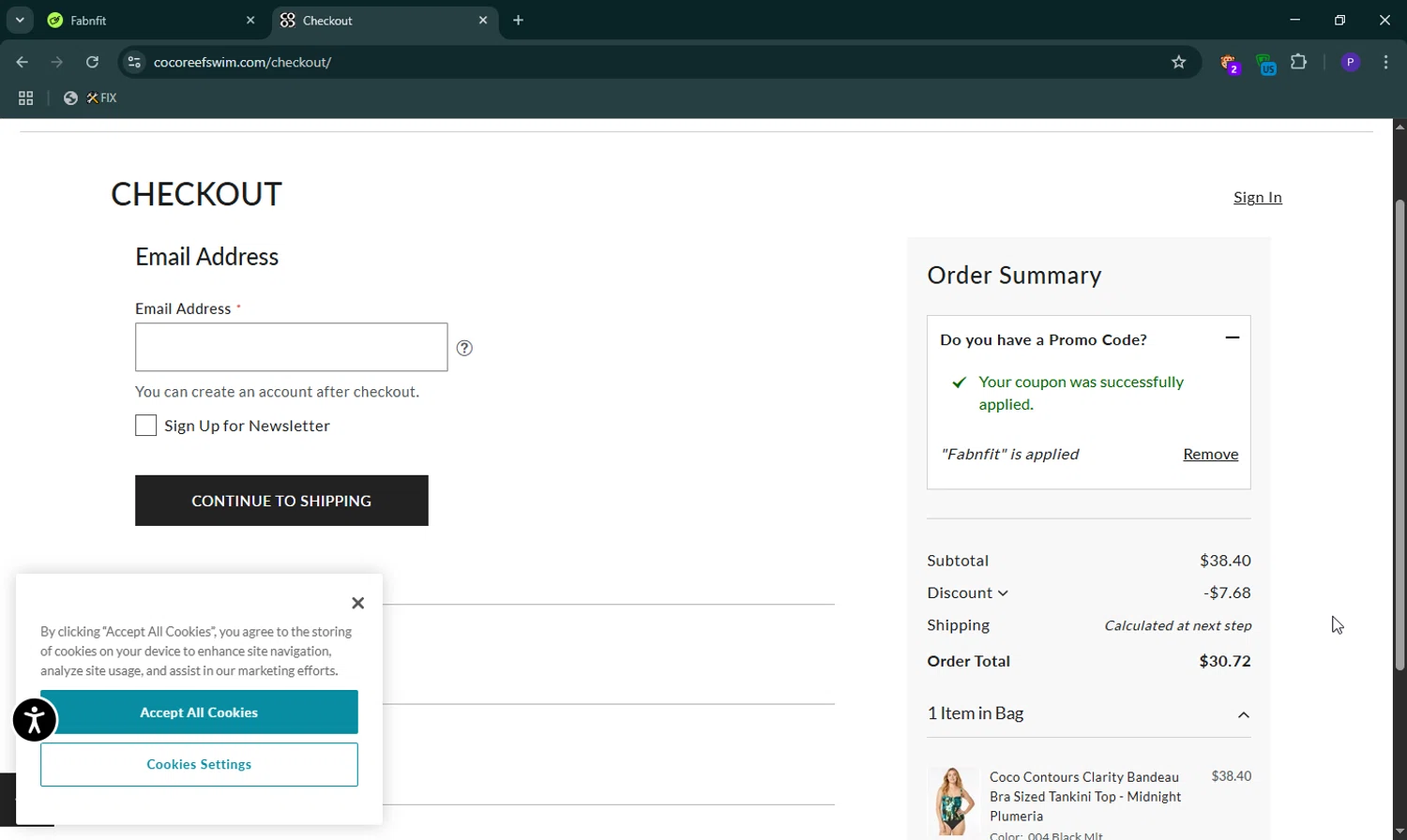 Coco Reef promo code screenshot showing code Fabnfit applied at Coco Reef checkout page. Uploaded by SimplyCodes community member ShieldLion4225 on May 6, 2025