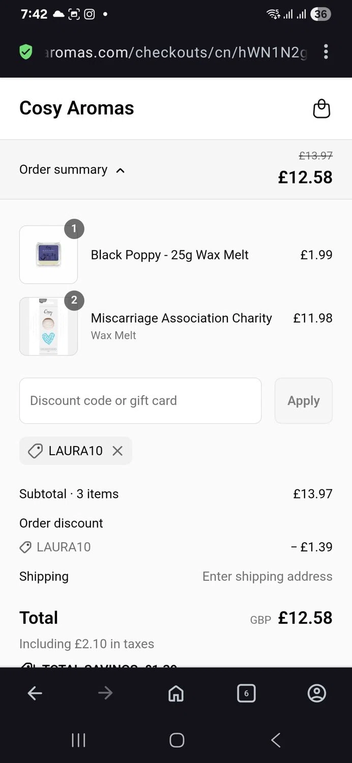 Cosy Candles promo code screenshot showing code Laura10 applied at Cosy Candles checkout page. Uploaded by SimplyCodes community member vida5254427716958 on Aug 3, 2025