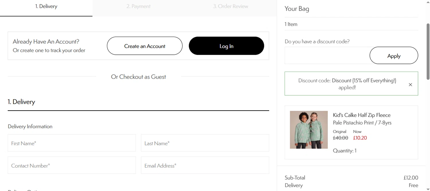 Craghoppers discount code screenshot showing code crags15 applied at Craghoppers checkout page. Uploaded by SimplyCodes community member pipemalkovich on May 9, 2025