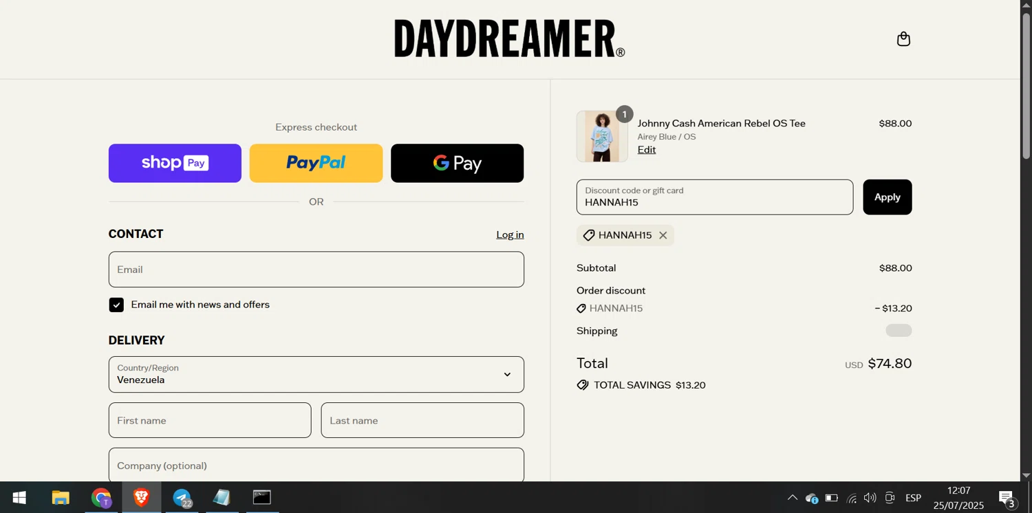 Daydreamer promo code screenshot showing code HANNAH15 applied at Daydreamer checkout page. Uploaded by SimplyCodes community member jadapev on Jul 25, 2025