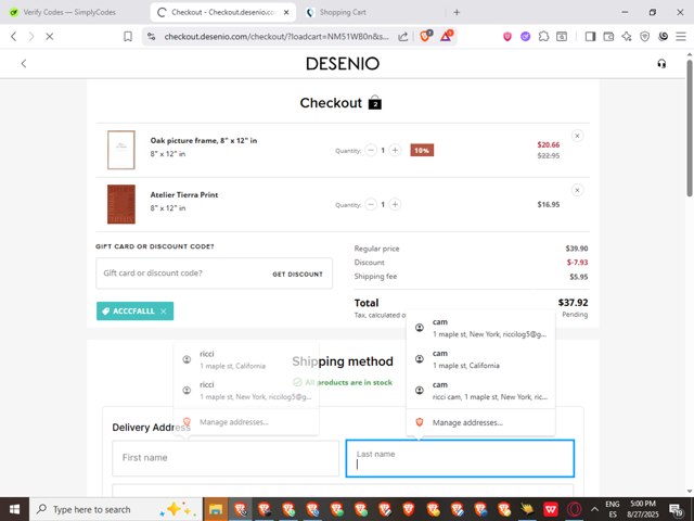 Desenio checkout page showing Desenio discount code box | Screenshot taken by SimplyCodes community member on Aug 27, 2025