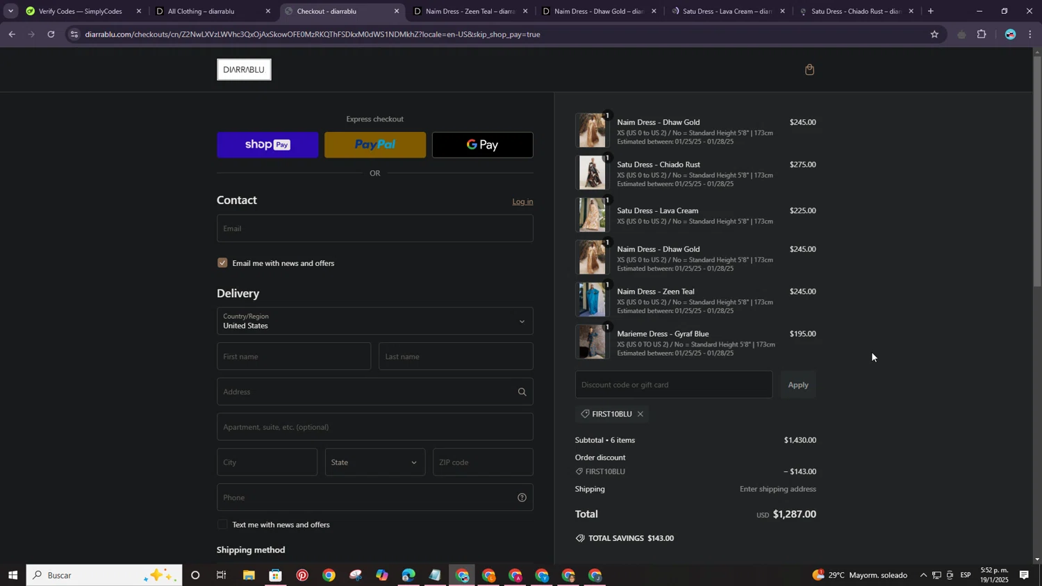 Diarrablu discount code screenshot showing code FIRST10BLU applied at Diarrablu checkout page. Uploaded by SimplyCodes community member ShrewdPro8995 on Jan 19, 2025