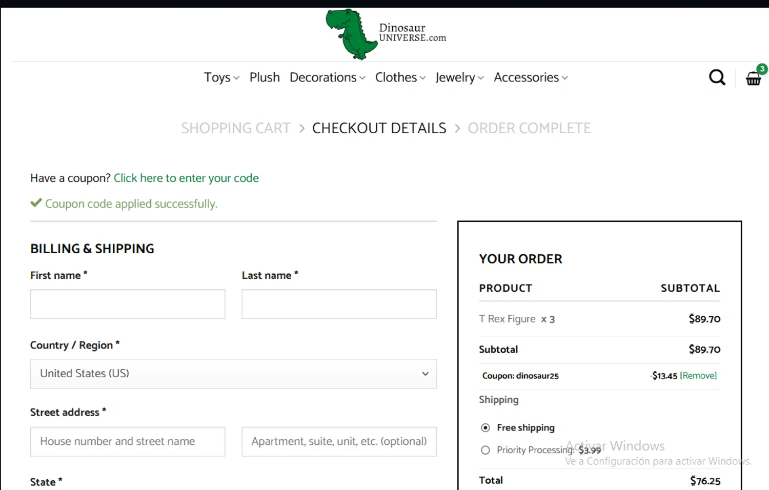 Dinosaur Universe promo code screenshot showing code Dinosaur25 applied at Dinosaur Universe checkout page. Uploaded by SimplyCodes community member Lestara_23 on Sep 15, 2025