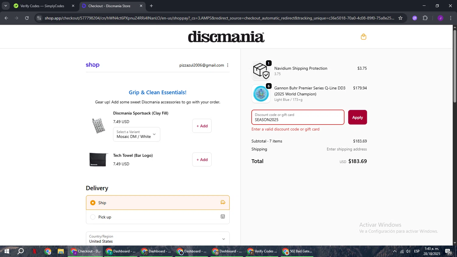 Discmania Store promo code screenshot showing code SEASON2025 applied at Discmania Store checkout page. Uploaded by SimplyCodes community member ComeBurra123 on Oct 28, 2025
