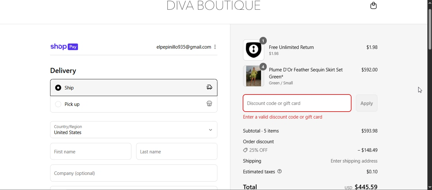 Diva Boutique discount code screenshot showing code HEAT25 applied at Diva Boutique checkout page. Uploaded by SimplyCodes community member Enmanuel99 on Aug 20, 2025