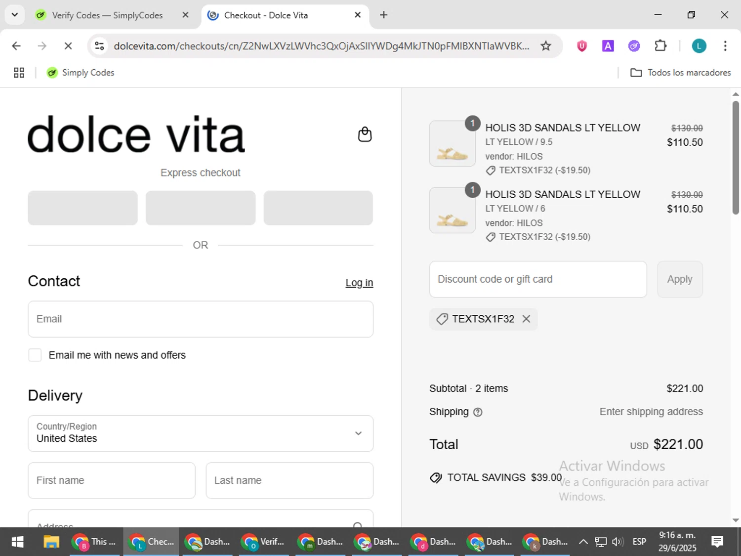 Dolce Vita discount code screenshot showing code TEXTSX1F32 applied at Dolce Vita checkout page. Uploaded by SimplyCodes community member LuckyLegend792 on Jun 29, 2025