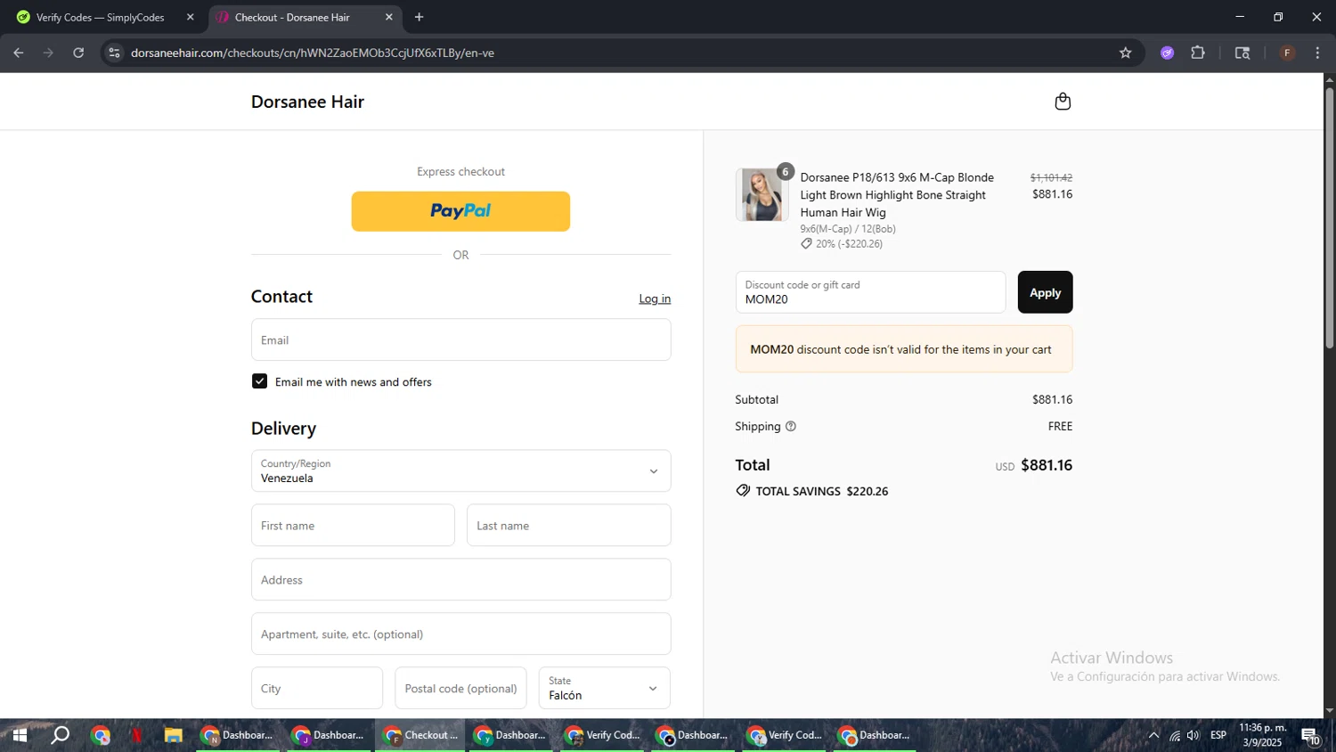 Dorsanee promo code screenshot showing code MOM20 applied at Dorsanee checkout page. Uploaded by SimplyCodes community member ExtraordinaryHunter3076 on Sep 4, 2025