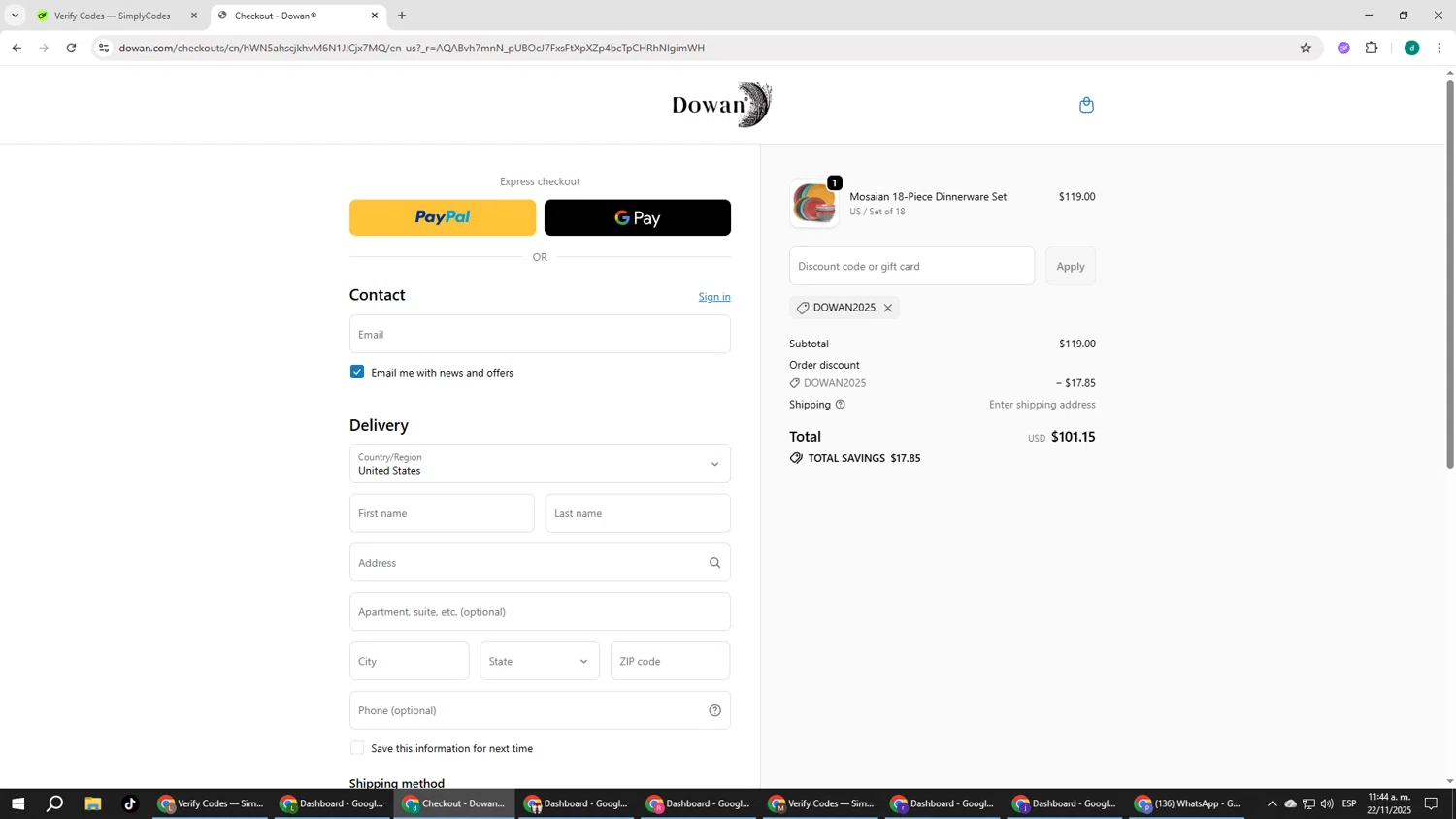 DOWAN promo code screenshot showing code DOWAN2025 applied at DOWAN checkout page. Uploaded by SimplyCodes community member HEROESCUDA on Nov 22, 2025