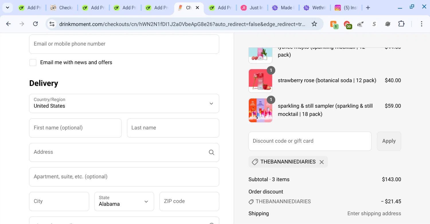 Drink Moment discount code screenshot showing code thebananniediaries applied at Drink Moment checkout page. Uploaded by SimplyCodes community member KarinaHZ on Aug 29, 2025