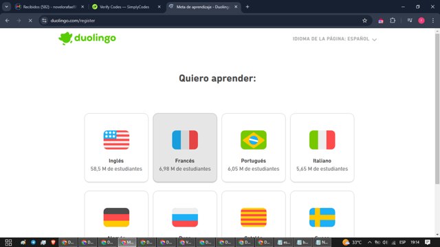 Duolingo checkout page showing Duolingo promo code box | Screenshot taken by SimplyCodes community member on Dec 28, 2024