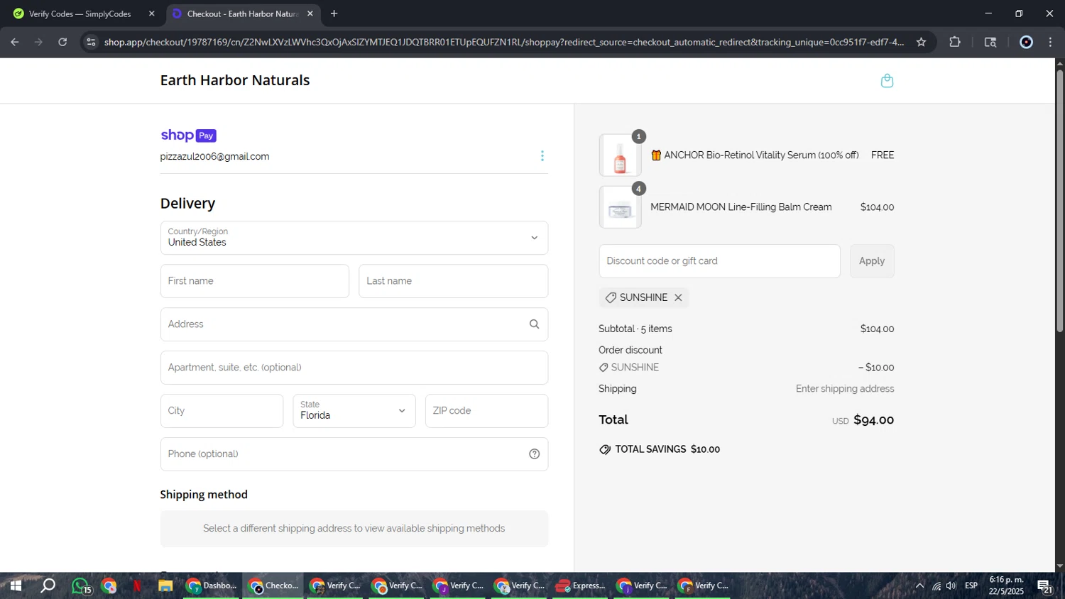 Earth Harbor discount code screenshot showing code SUNSHINE applied at Earth Harbor checkout page. Uploaded by SimplyCodes community member RoyalBoss4384 on May 22, 2025