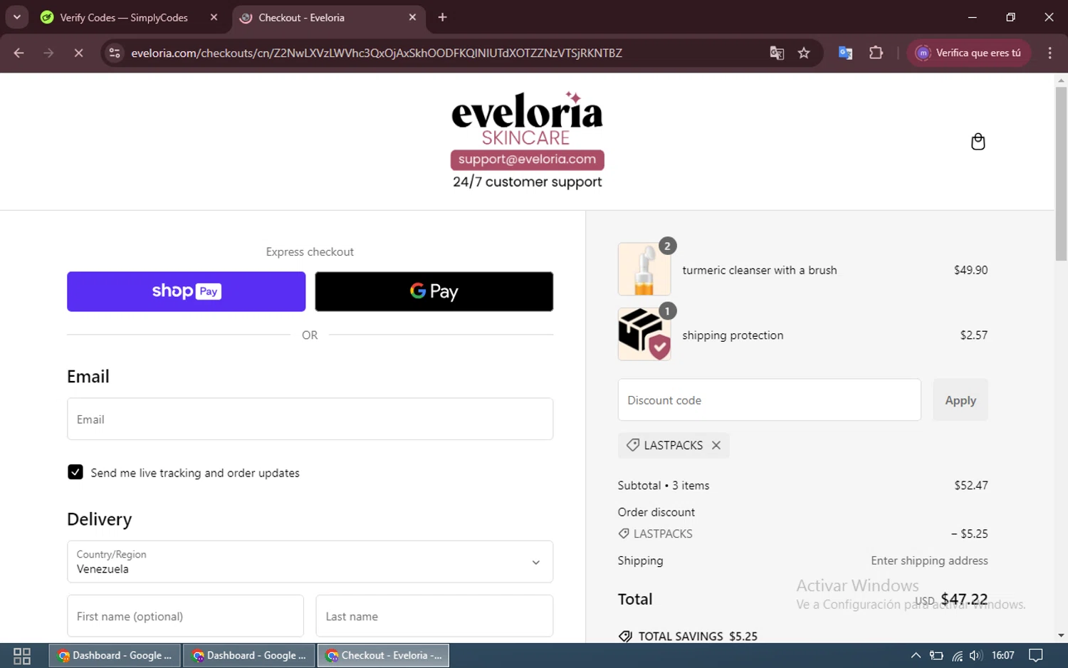Eveloria discount code screenshot showing code LASTPACKS applied at Eveloria checkout page. Uploaded by SimplyCodes community member WiseCurator3690 on Jan 15, 2025