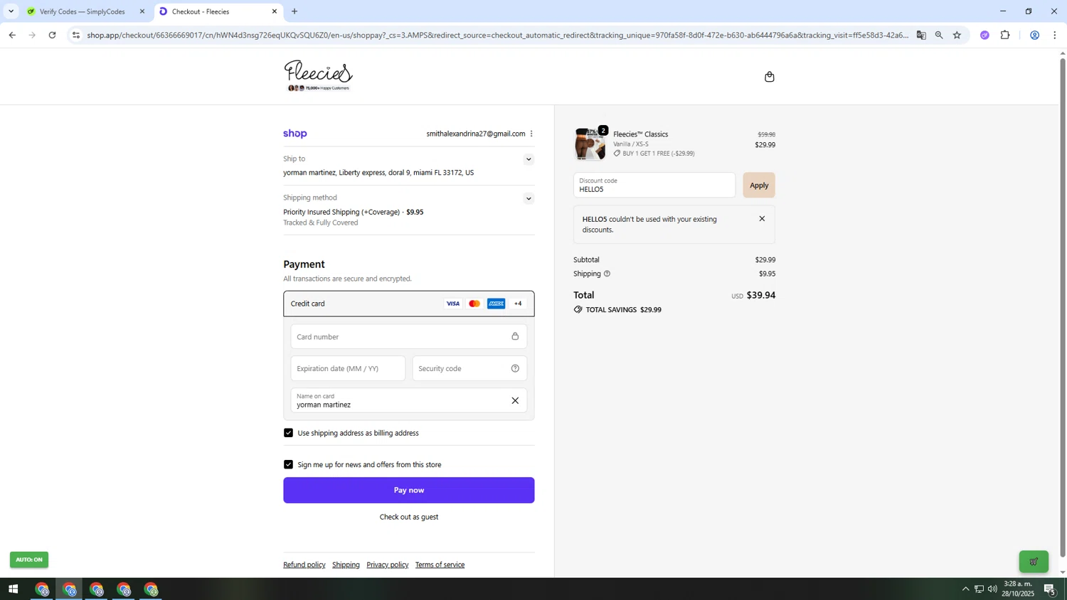 Fleecies discount code screenshot showing code HELLO5 applied at Fleecies checkout page. Uploaded by SimplyCodes community member MRYORMAN on Oct 28, 2025