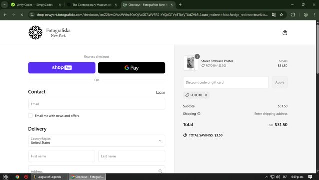 Fotografiska checkout page showing Fotografiska promo code box | Screenshot taken by SimplyCodes community member on May 20, 2025