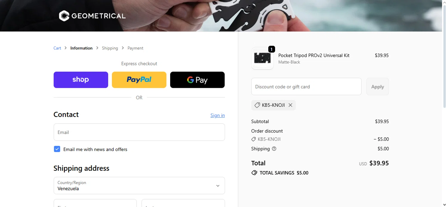 Geometrical Pocket Tripod promo code screenshot showing code KB5-KNOJI applied at Geometrical Pocket Tripod checkout page. Uploaded by SimplyCodes community member Nubelinda on Nov 11, 2025