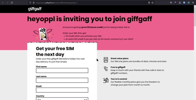 Giffgaff checkout page showing Giffgaff promo code box | Screenshot taken by SimplyCodes community member on Dec 7, 2023