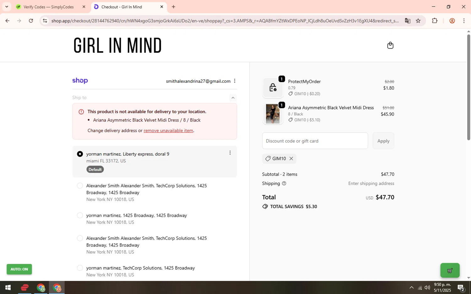 Girl In Mind promo code screenshot showing code GIM10 applied at Girl In Mind checkout page. Uploaded by SimplyCodes community member lareinadecupones on Nov 6, 2025