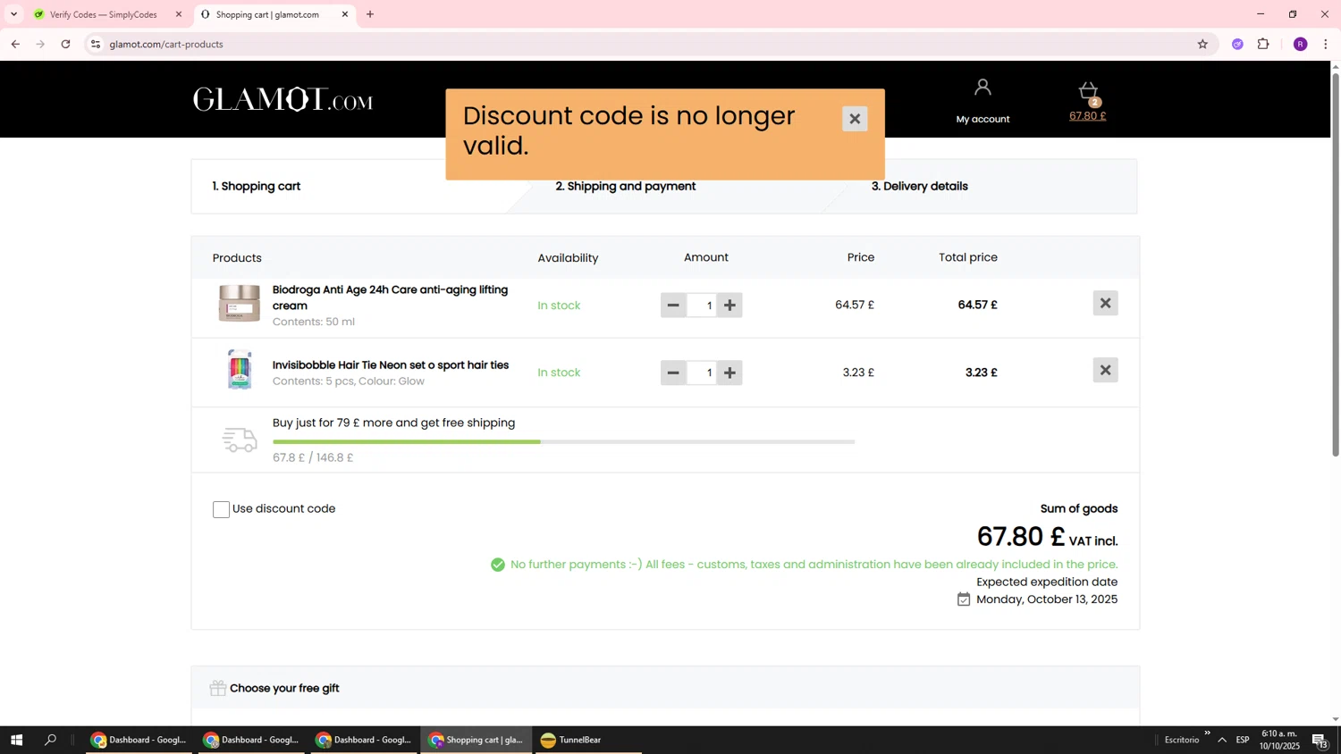 Glamot discount code screenshot showing code Invisibobblecom applied at Glamot checkout page. Uploaded by SimplyCodes community member ukemochi on Oct 10, 2025