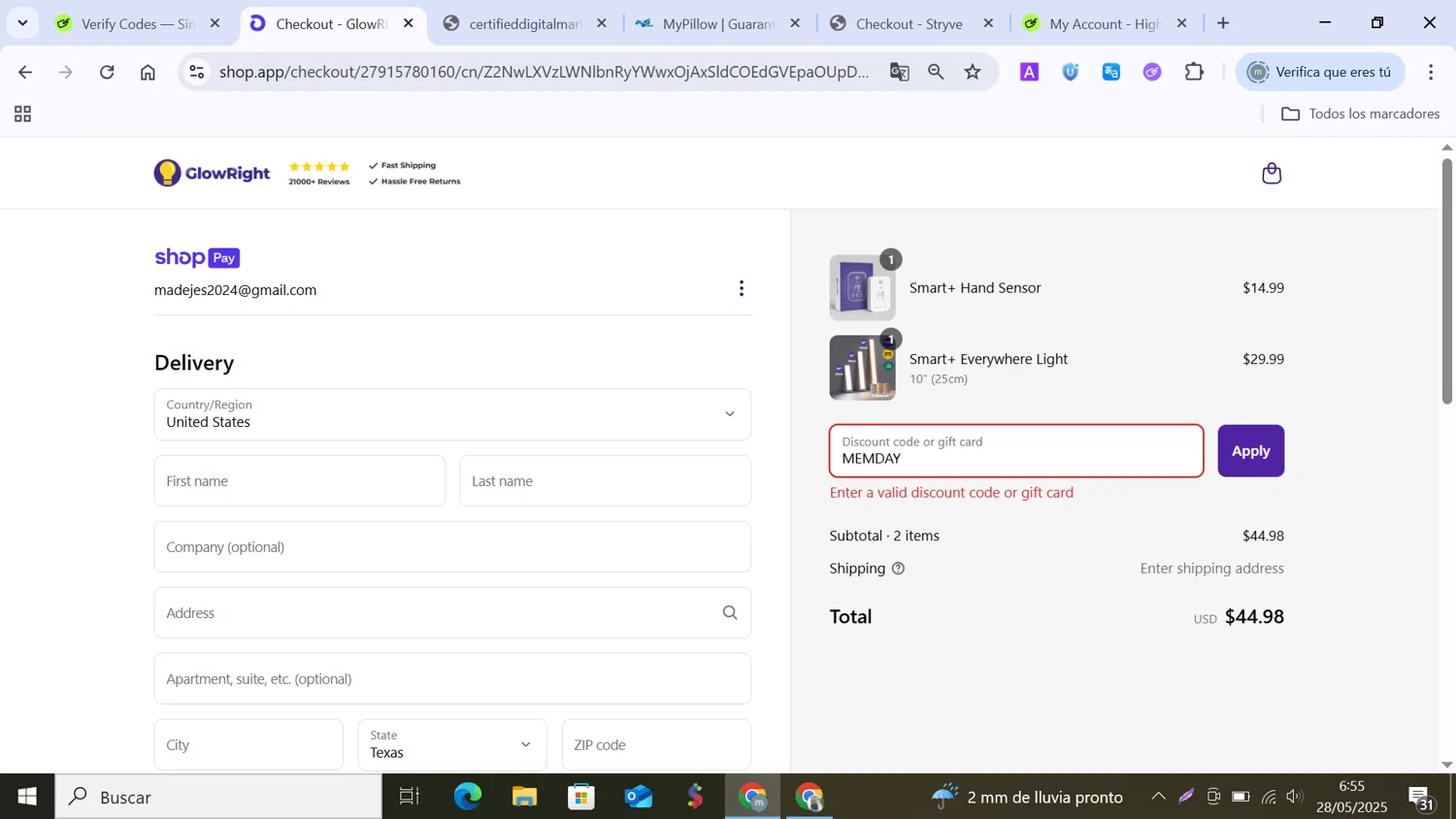 GlowRight discount code screenshot showing code MEMDAY applied at GlowRight checkout page. Uploaded by SimplyCodes community member MANUELURBINA on May 28, 2025