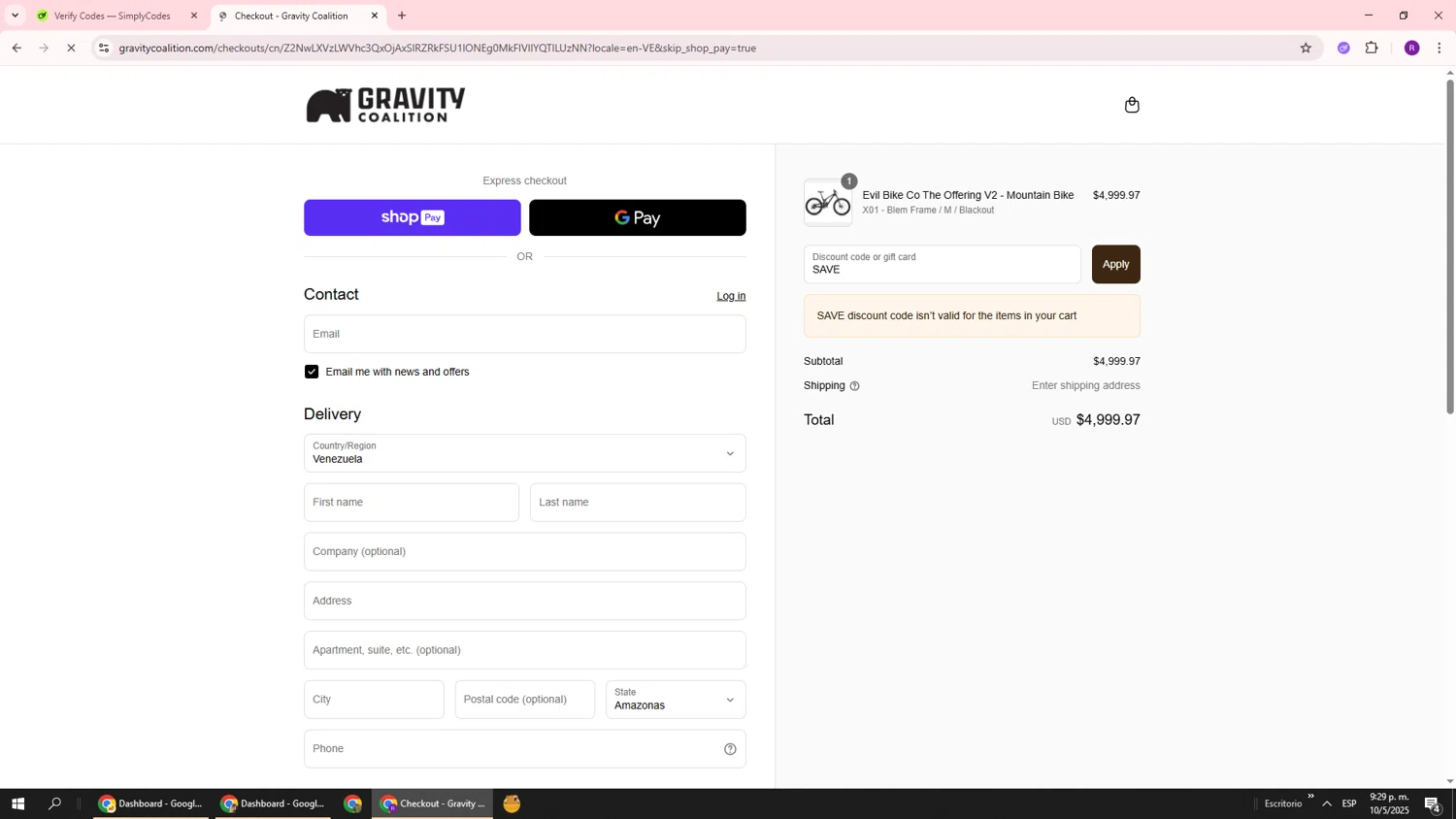 Gravity Coalition discount code screenshot showing code SAVE applied at Gravity Coalition checkout page. Uploaded by SimplyCodes community member ukemochi on May 11, 2025