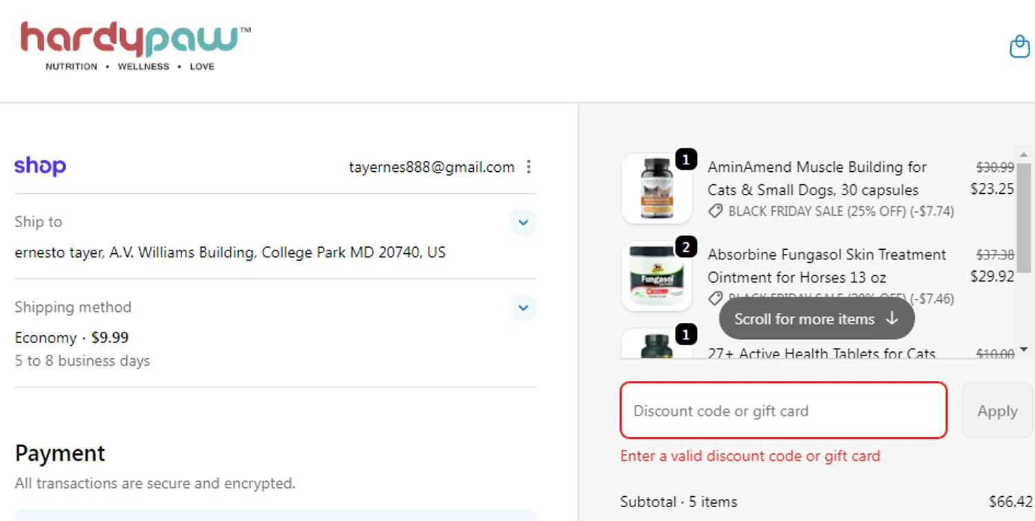 HardyPaw discount code screenshot showing code HARDYPAW15 applied at HardyPaw checkout page. Uploaded by SimplyCodes community member Veronicas on Nov 9, 2025