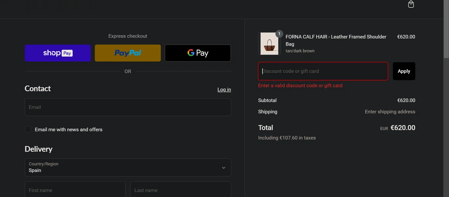 Hereu discount code screenshot showing code PRIVATESALEAW24 applied at Hereu checkout page. Uploaded by SimplyCodes community member hola_bebe on Dec 31, 2024