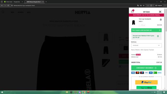 Hervia checkout page showing Hervia discount code box | Screenshot taken by SimplyCodes community member on Apr 20, 2024