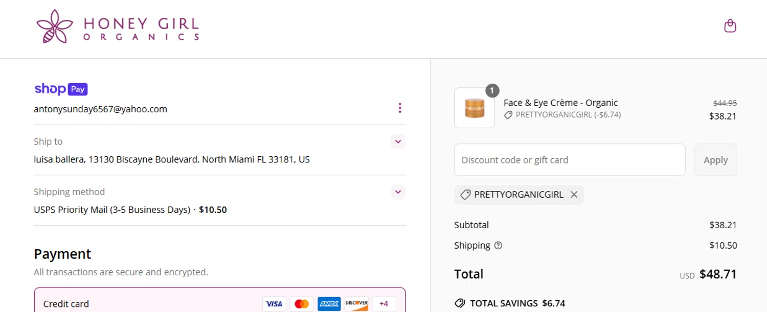 Honey Girl Organics promo code screenshot showing code PRETTYORGANICGIRL applied at Honey Girl Organics checkout page. Uploaded by SimplyCodes community member GoldLynx7797 on Apr 26, 2025