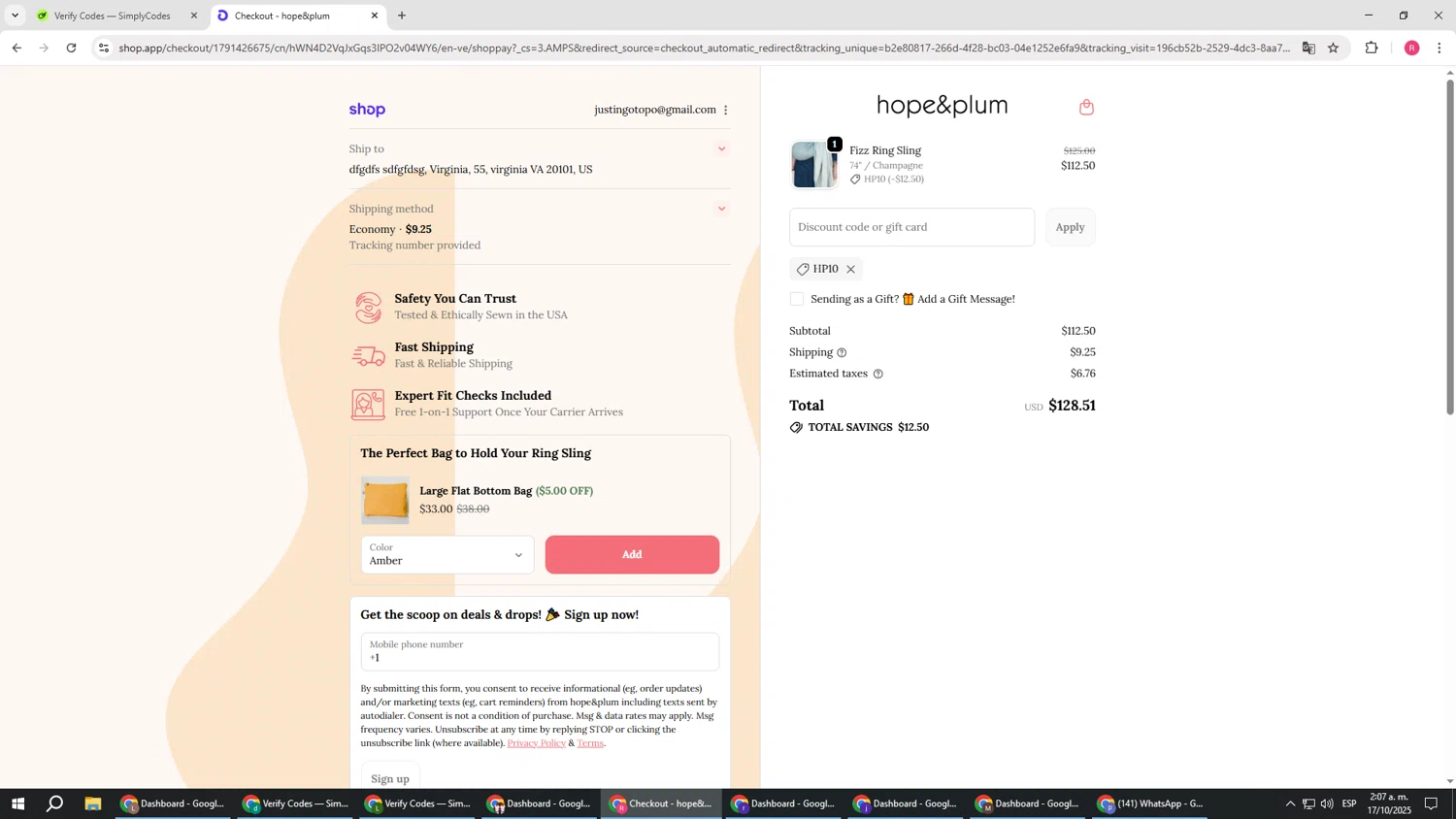 hope&plum promo code screenshot showing code HP10 applied at hope&plum checkout page. Uploaded by SimplyCodes community member TTTT55 on Oct 17, 2025