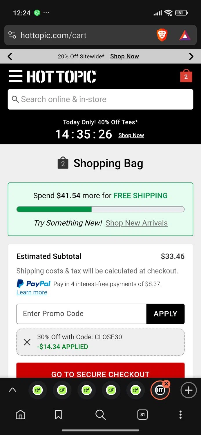 Hot Topic promo code screenshot showing code CLOSE30 applied at Hot Topic checkout page. Uploaded by SimplyCodes community member Dejadepicharme on Jul 23, 2025