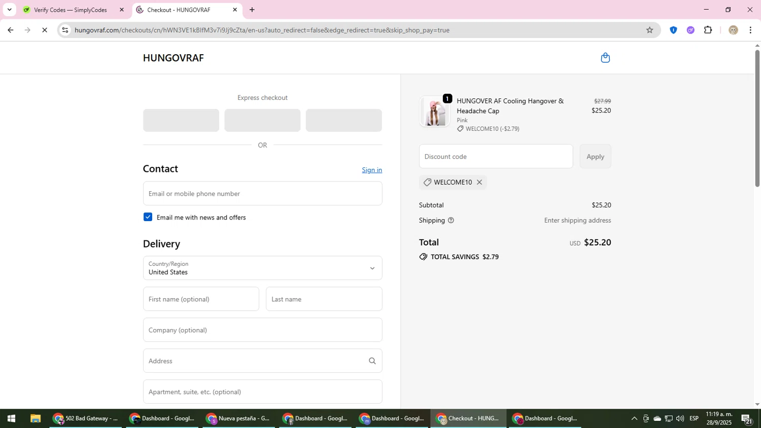HUNGOVRAF promo code screenshot showing code WELCOME10 applied at HUNGOVRAF checkout page. Uploaded by SimplyCodes community member NobleScholar4826 on Sep 28, 2025