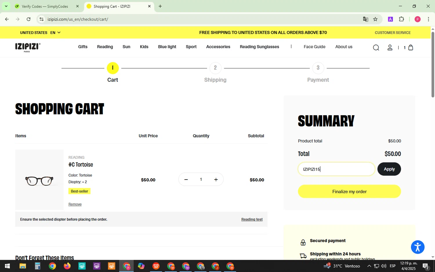 Izipizi promo code screenshot showing code IZIPIZI15 applied at Izipizi checkout page. Uploaded by SimplyCodes community member BonusChaser4306 on Apr 4, 2025